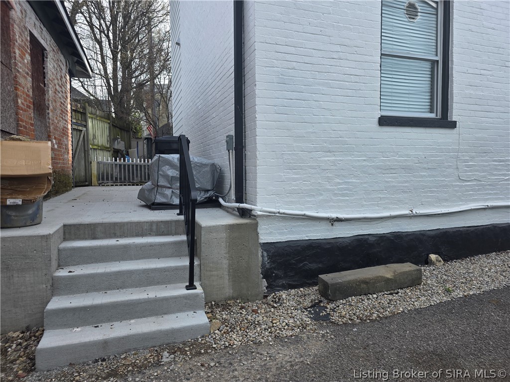213 E Fourth Street Property Photo 29