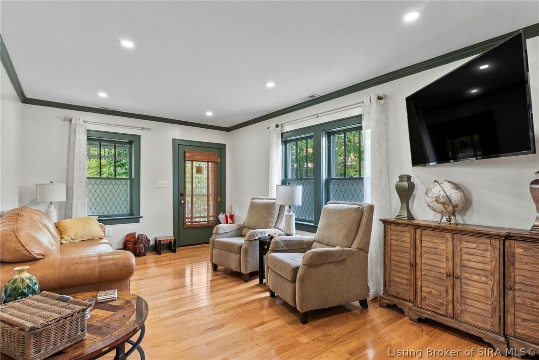 128 West Street Property Photo 3