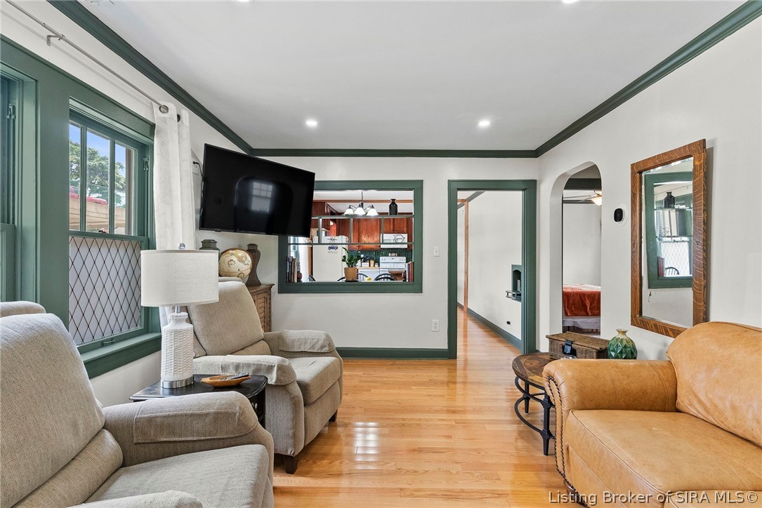 128 West Street Property Photo 6