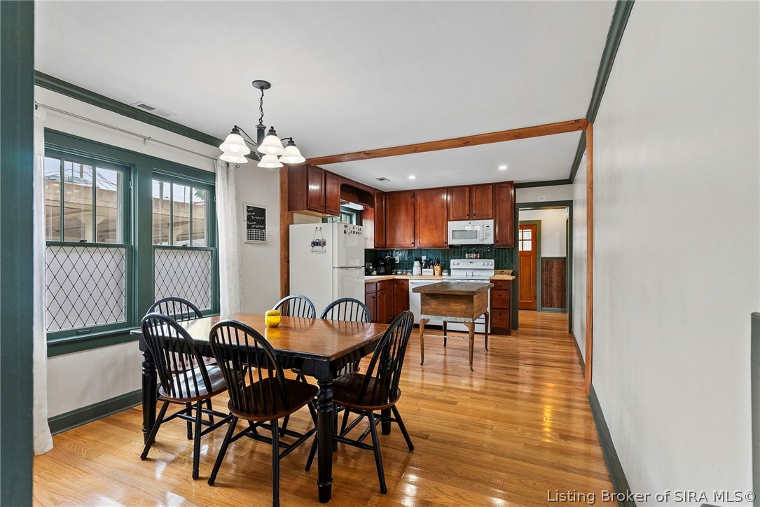 128 West Street Property Photo 7