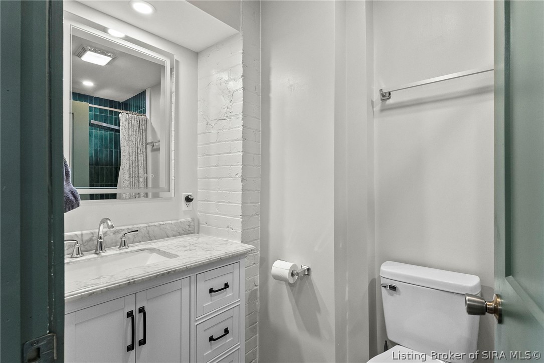 128 West Street Property Photo 19