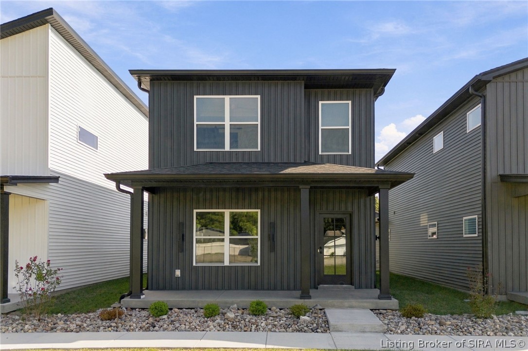 118 E Steel Avenue Property Photo 1