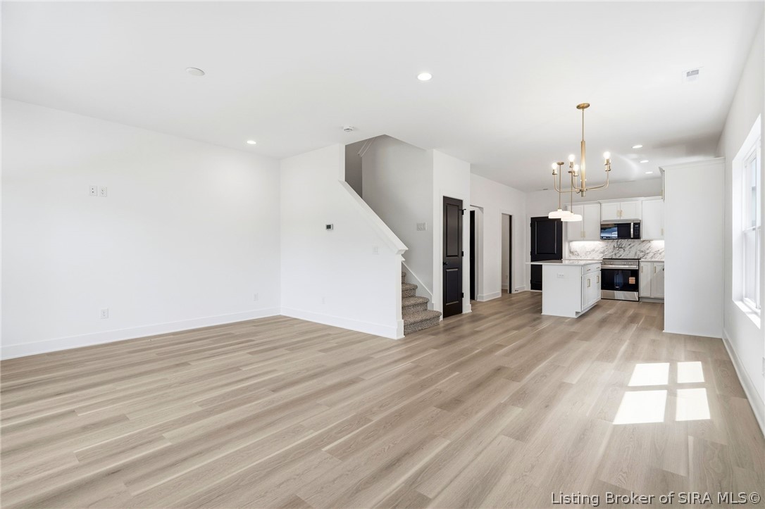 114 E Steel Avenue Property Photo 5