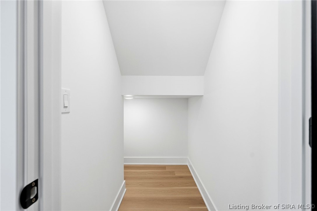114 E Steel Avenue Property Photo 26