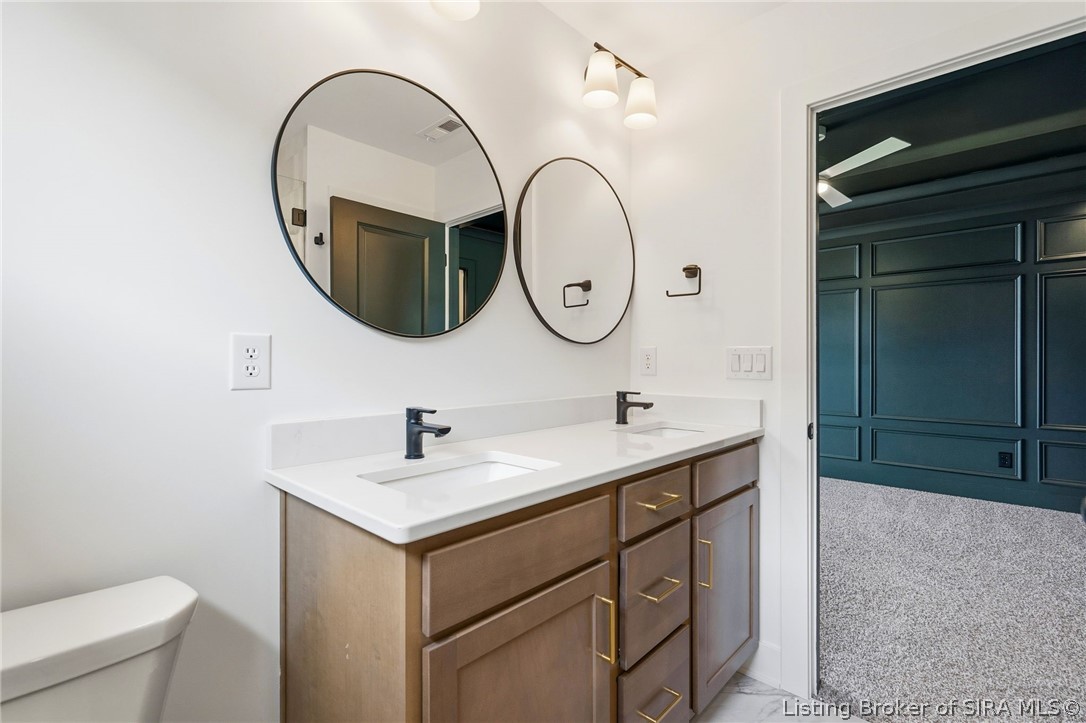 114 E Steel Avenue Property Photo 32