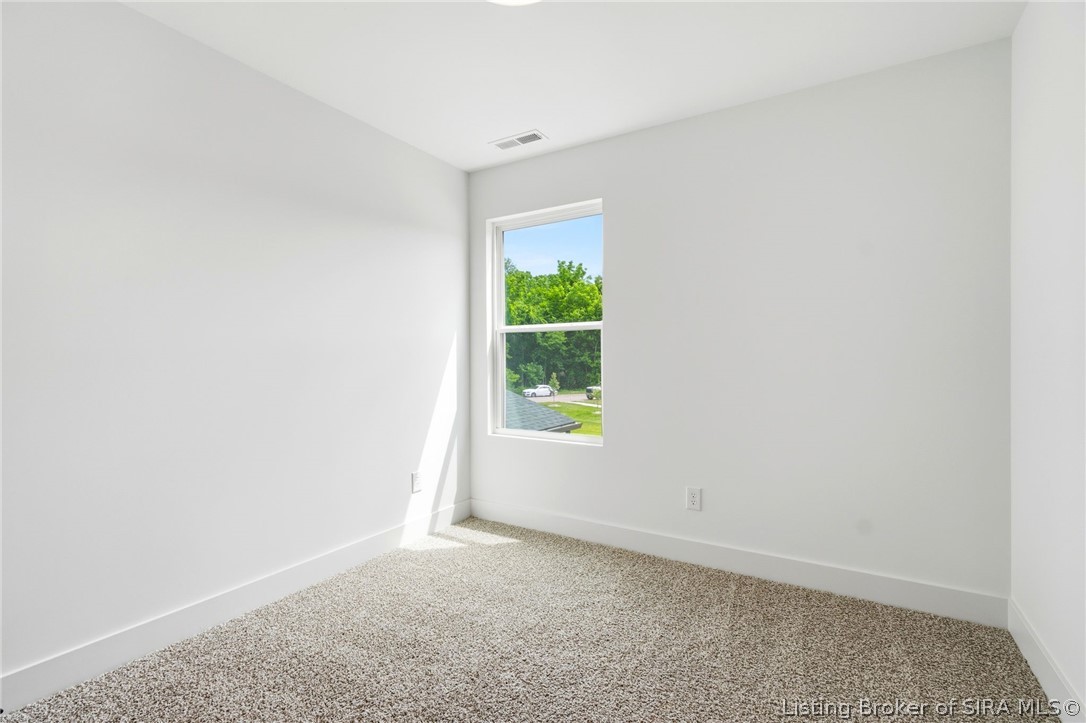 114 E Steel Avenue Property Photo 36