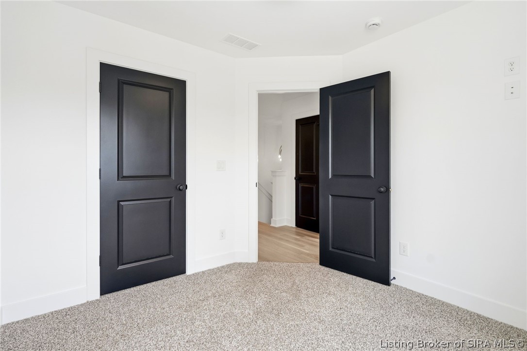 114 E Steel Avenue Property Photo 39