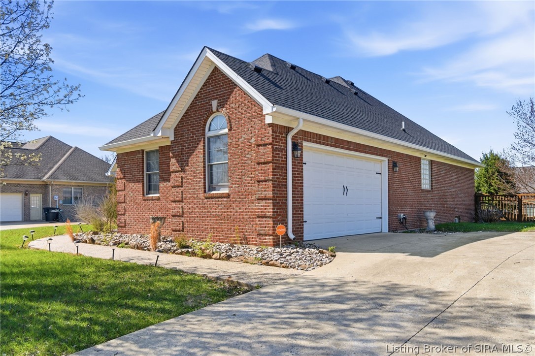 6713 Liberty Drive Property Photo 4