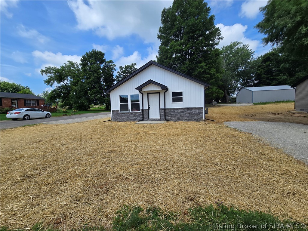 71 S Beech Street Property Photo 1