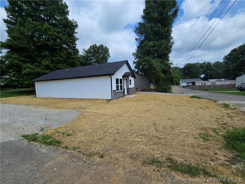 71 S Beech Street Property Photo 2