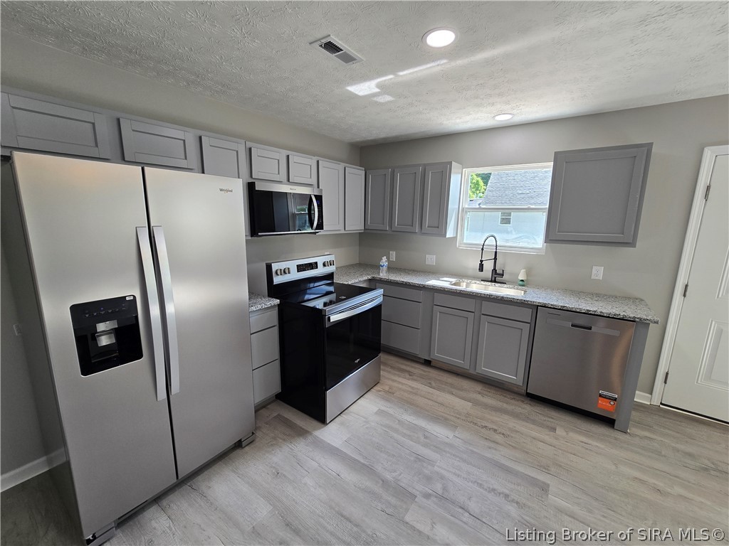 71 S Beech Street Property Photo 8