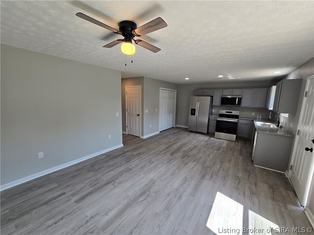 71 S Beech Street Property Photo 9