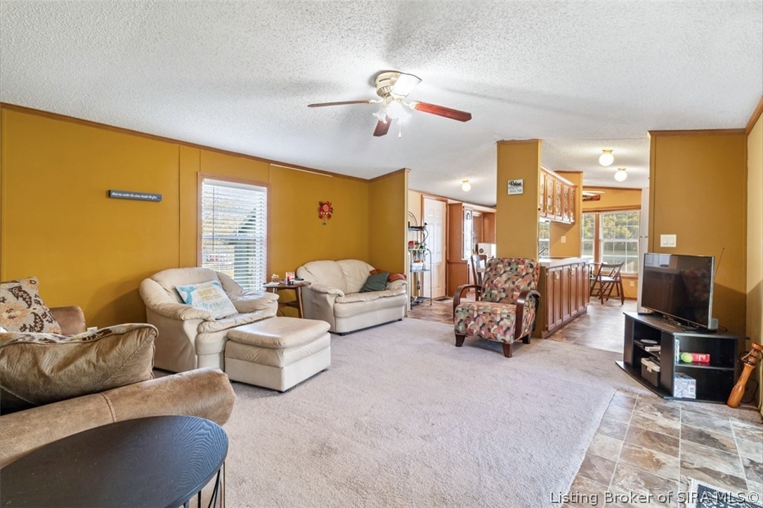 4614 Rivers Edge Drive Property Photo 6