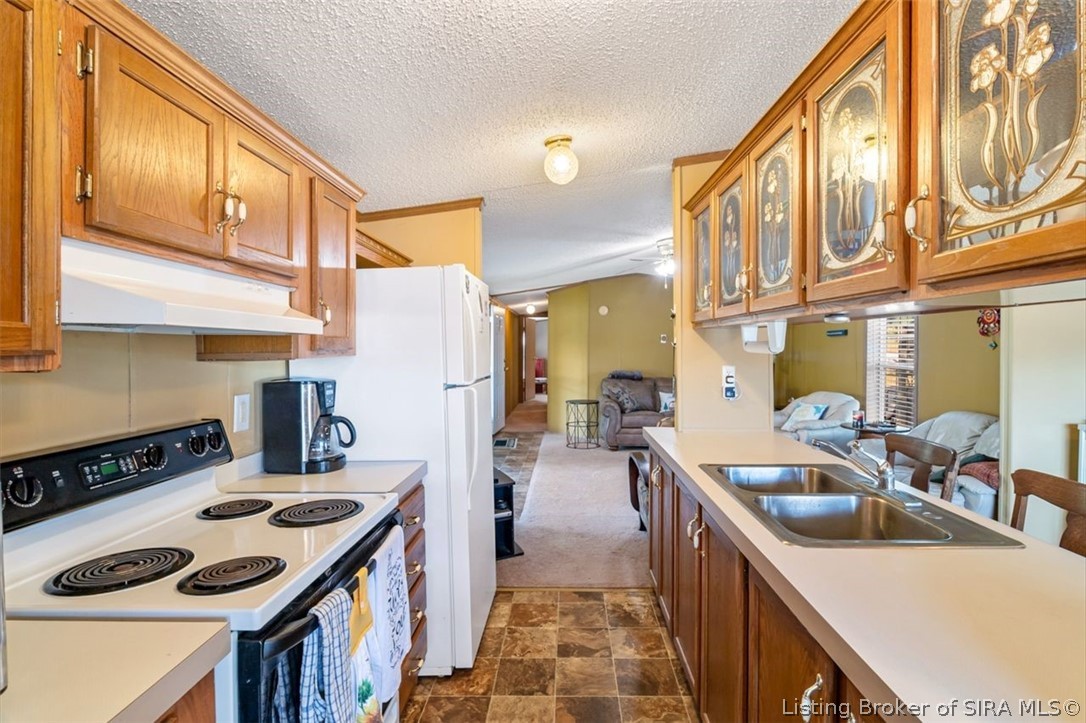 4614 Rivers Edge Drive Property Photo 11