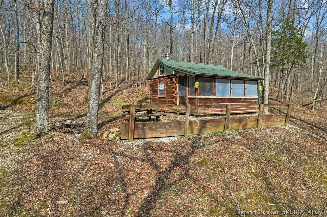 8172 E Ash Road Property Photo 3