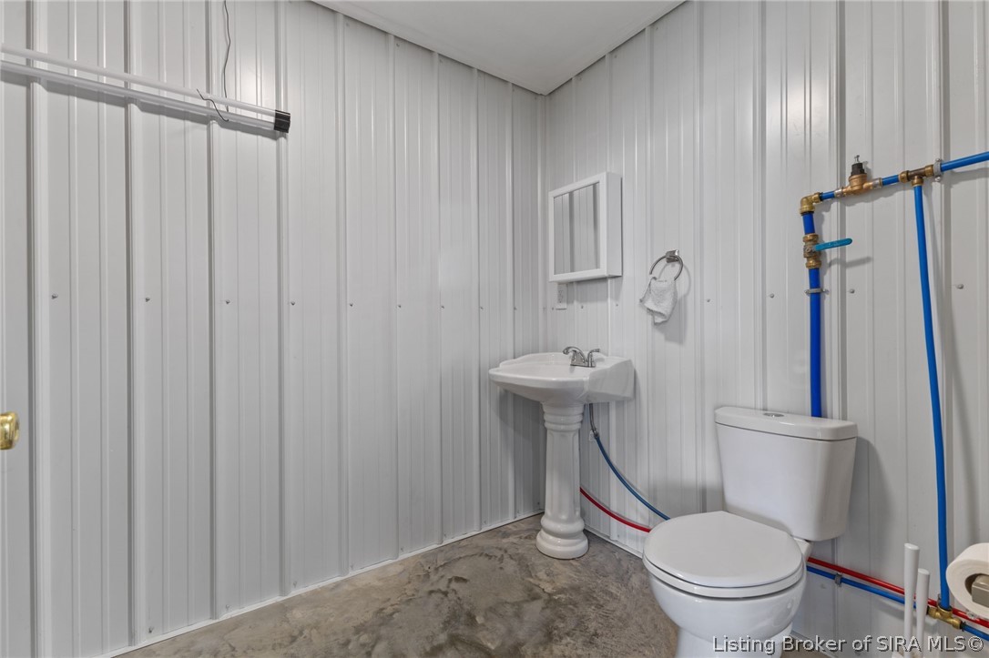 8172 E Ash Road Property Photo 16