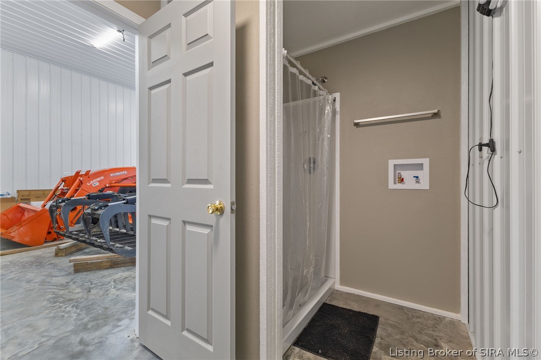 8172 E Ash Road Property Photo 17