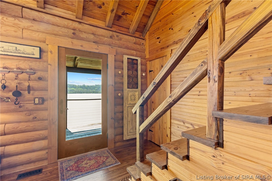 5113 Stoneview Drive Property Photo 9
