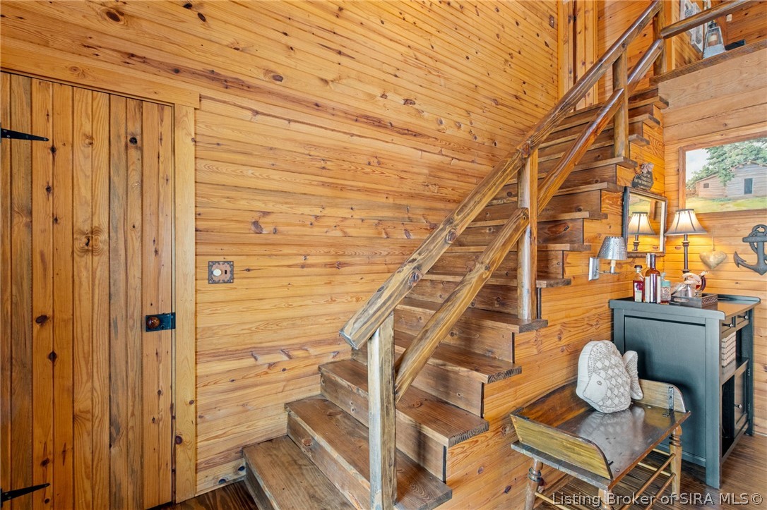 5113 Stoneview Drive Property Photo 10