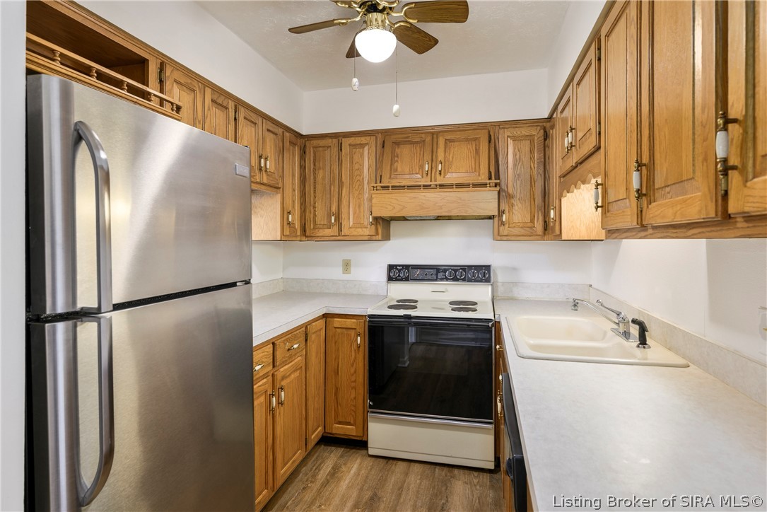 48 Lakeshore Drive Property Photo 9