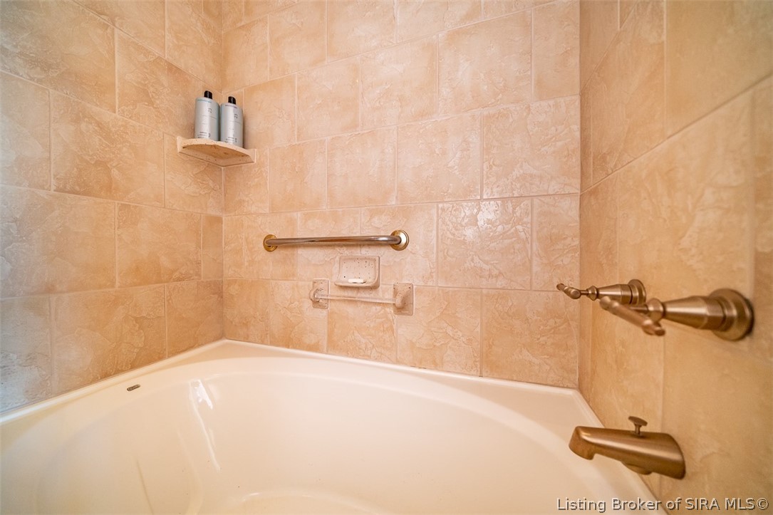 1 Riverpointe Plaza 1112 Property Photo 25
