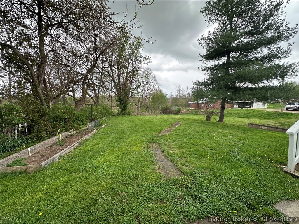 701 E Hackberry Street Property Photo 5