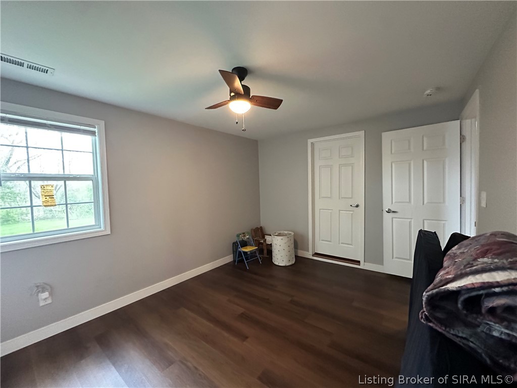 701 E Hackberry Street Property Photo 17