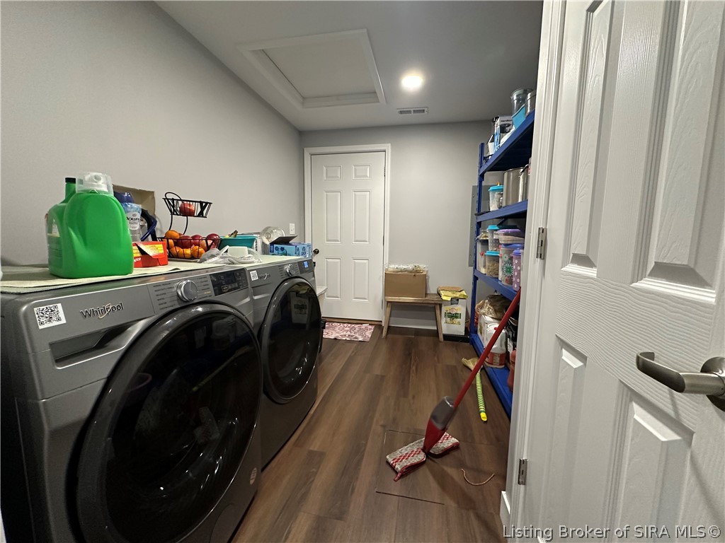 701 E Hackberry Street Property Photo 18