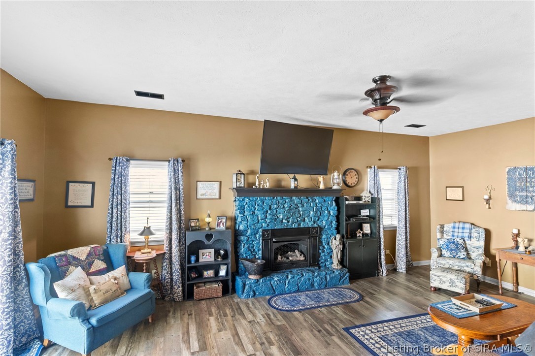 5961 W State Road 56 Property Photo 6