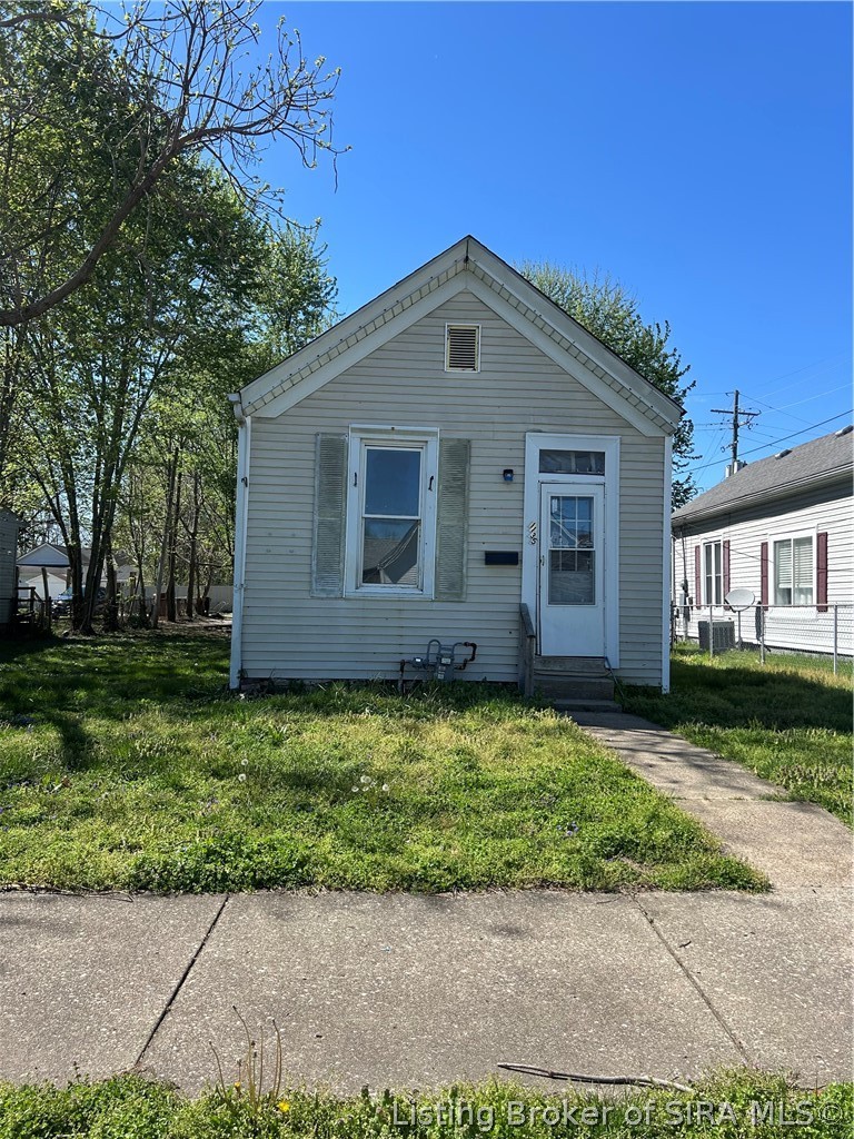 1135 Chartres Street Property Photo 1