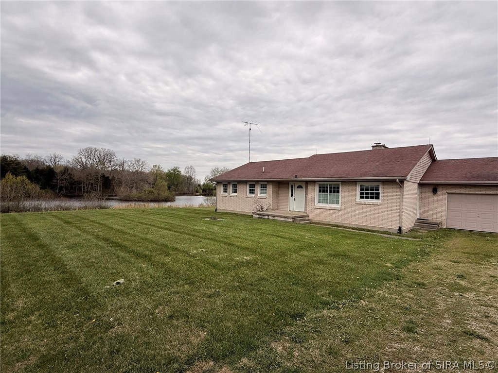 1110 W Helton Road Property Photo 1