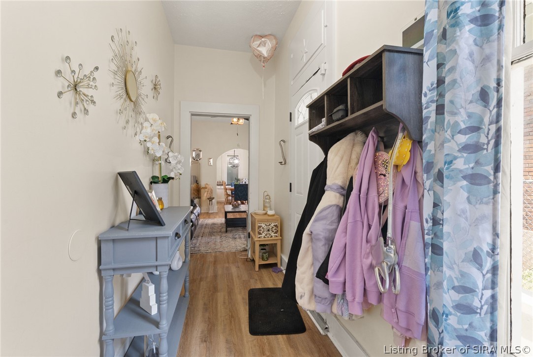 1401 E Oak Street Property Photo 8