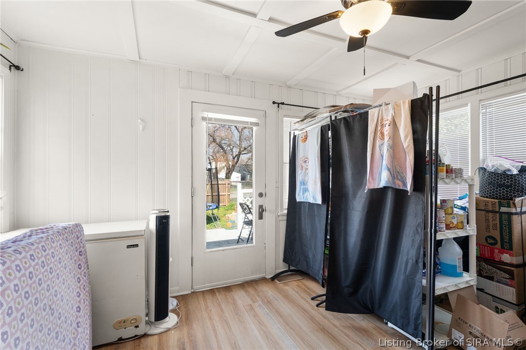 1401 E Oak Street Property Photo 25