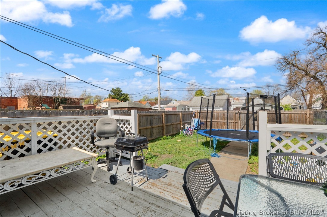 1401 E Oak Street Property Photo 42