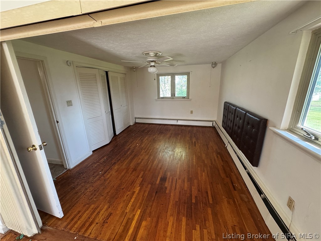 101 Oakwood Drive Property Photo 4