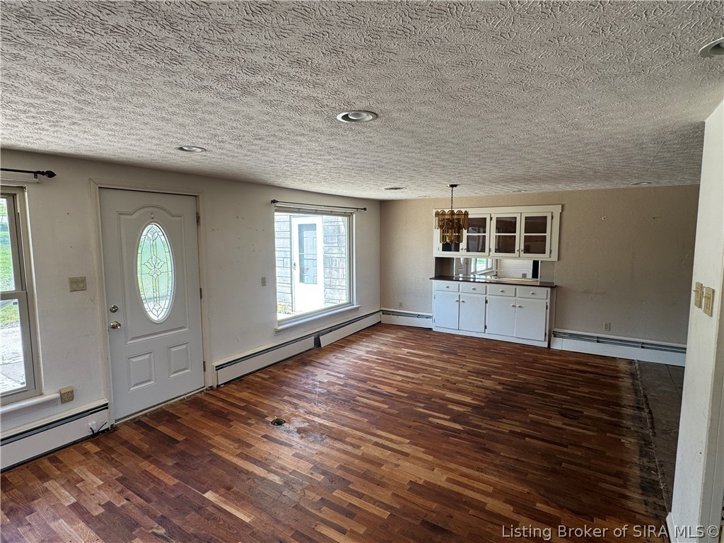 101 Oakwood Drive Property Photo 8