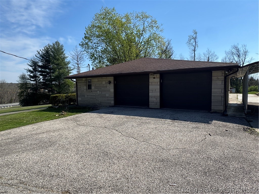 101 Oakwood Drive Property Photo 12