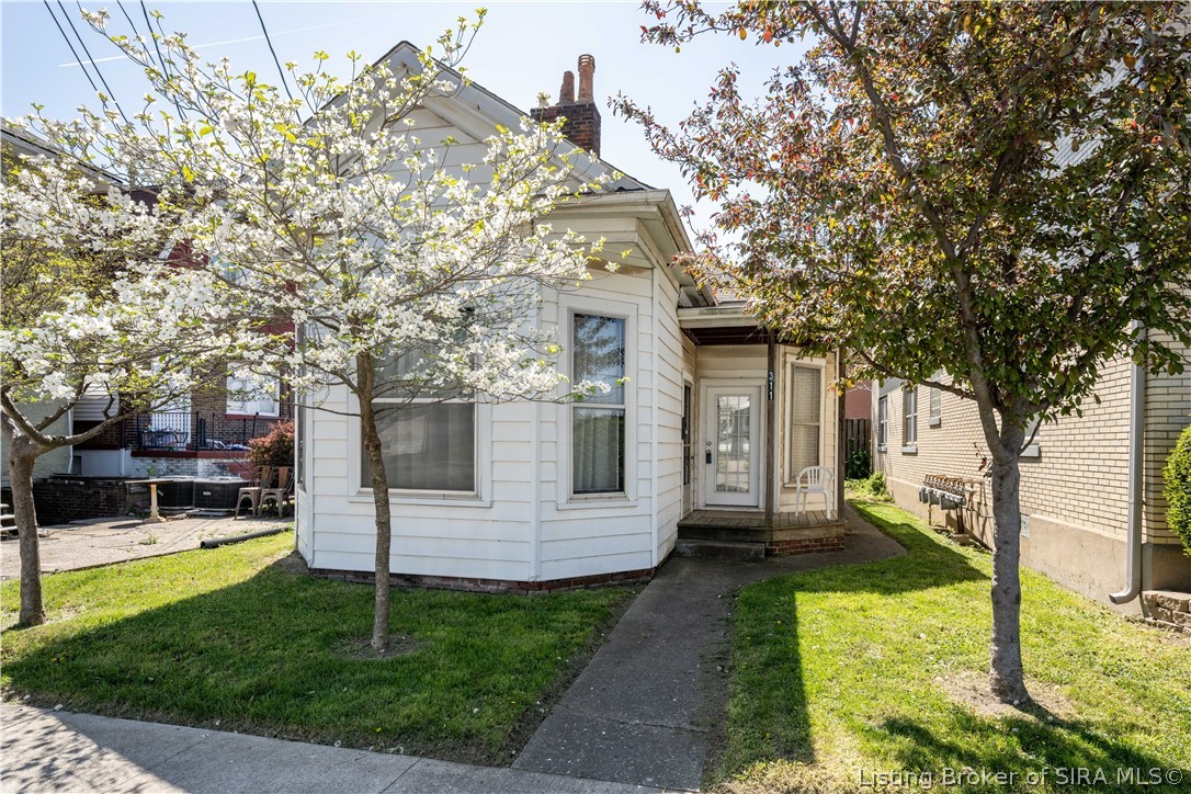 311 Wall Street Property Photo 1