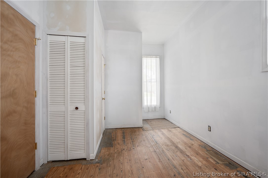 311 Wall Street Property Photo 16