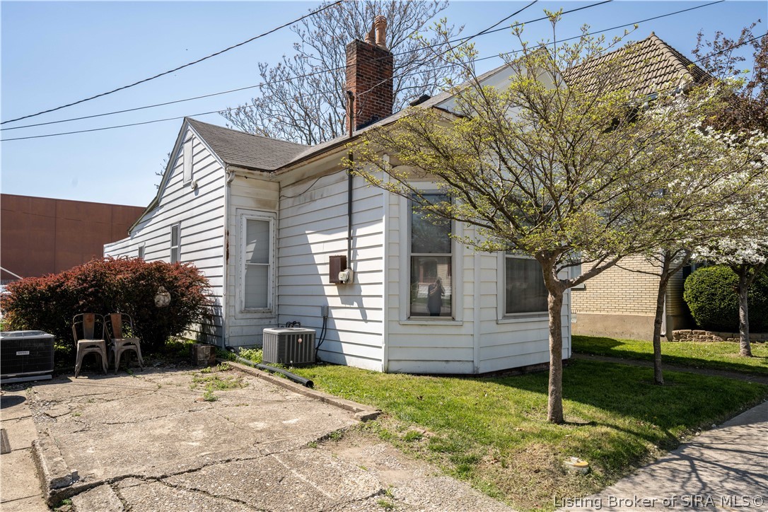 311 Wall Street Property Photo 18