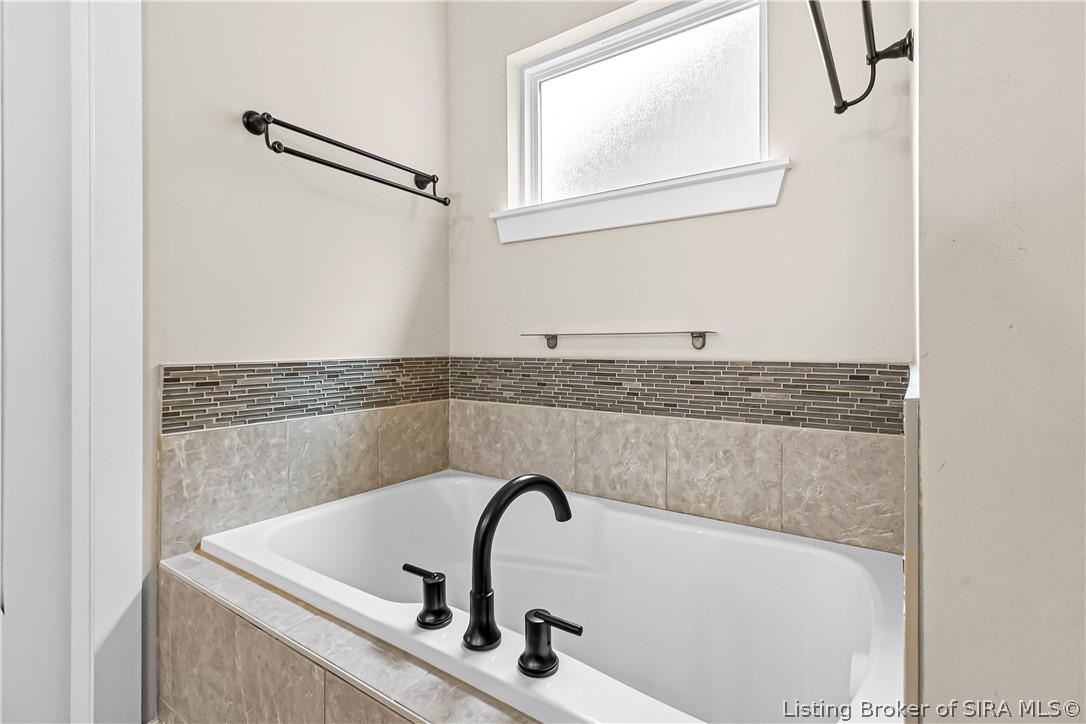 4179 Laverne Way Property Photo 30