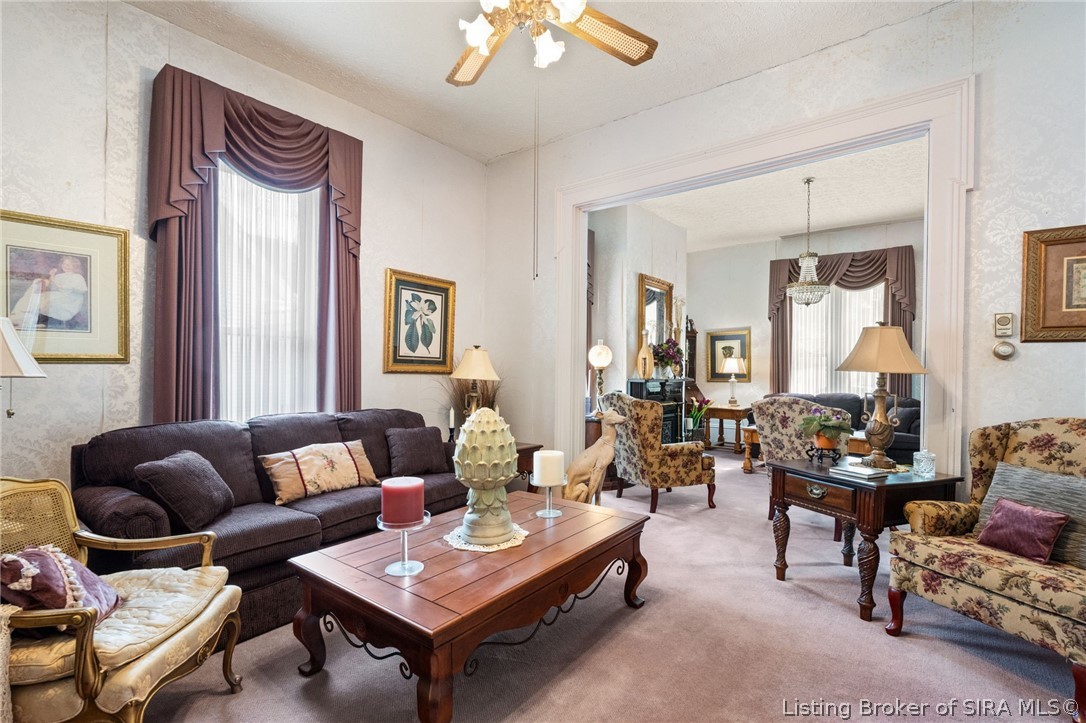 633 N Capitol Avenue Property Photo 15