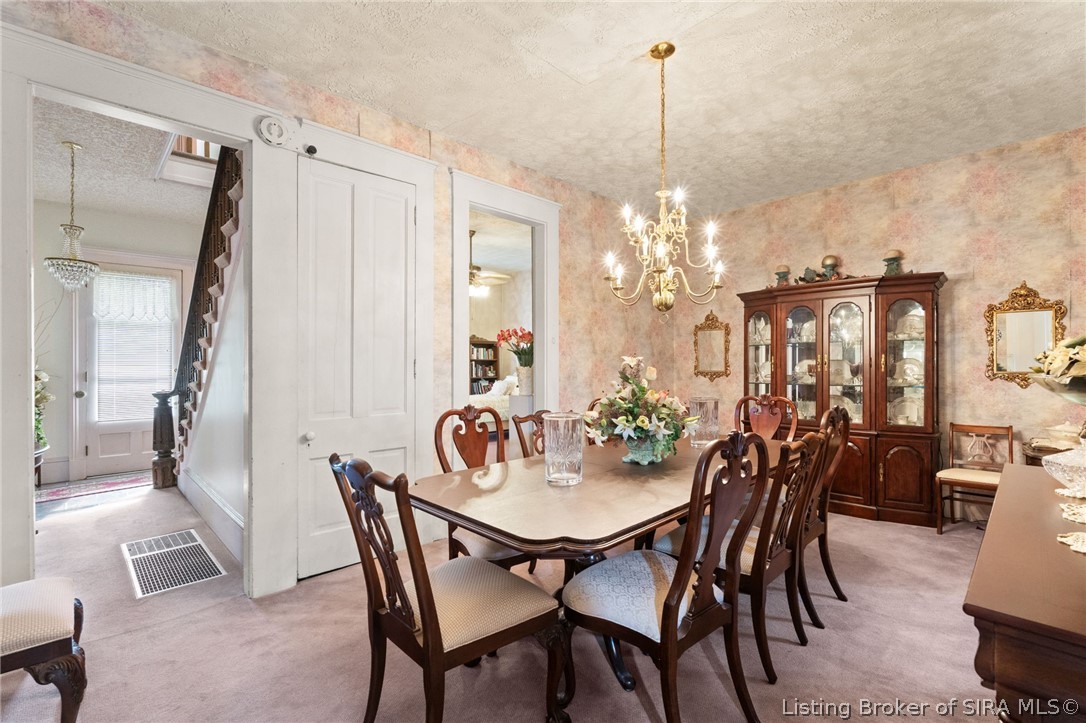 633 N Capitol Avenue Property Photo 19