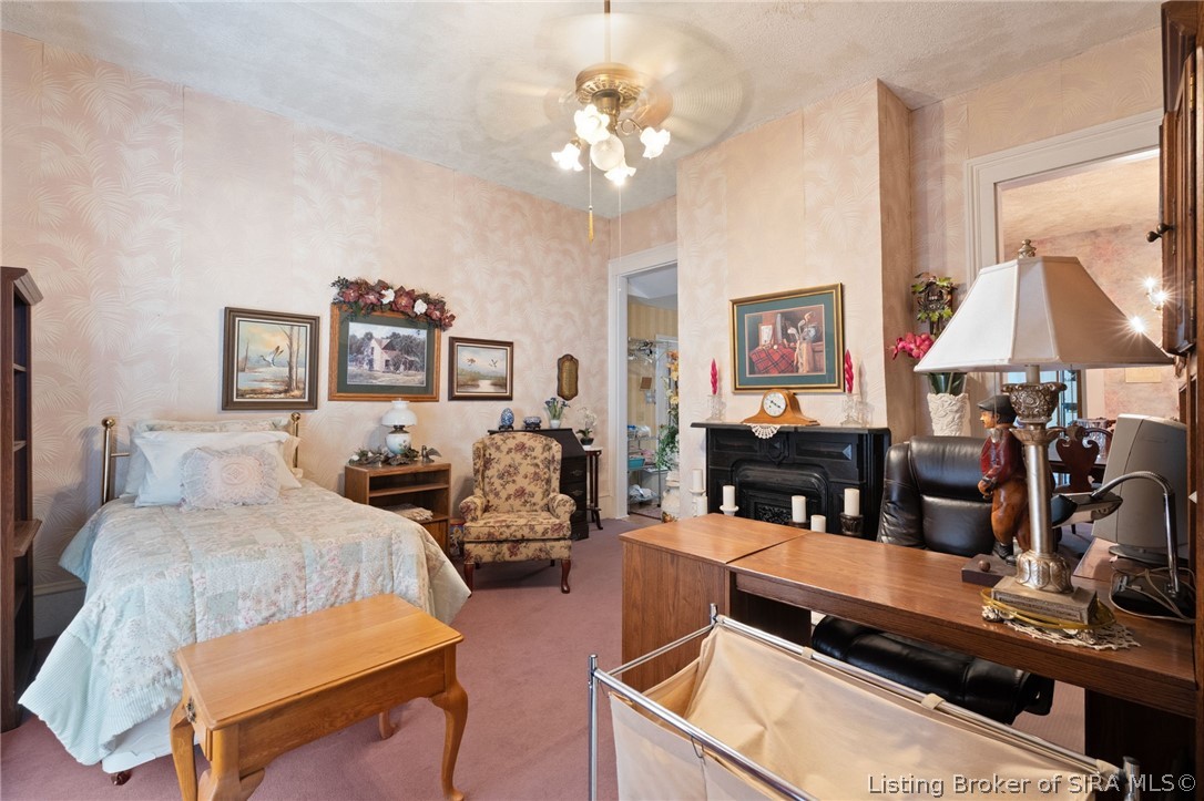 633 N Capitol Avenue Property Photo 20