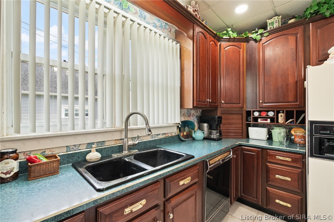 633 N Capitol Avenue Property Photo 27