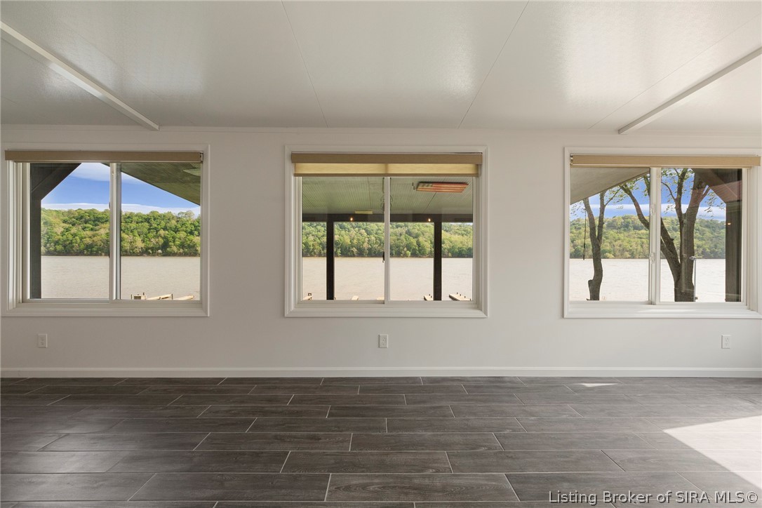 252 River Road W Property Photo 43