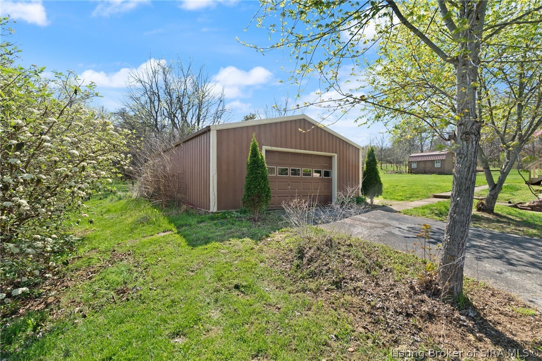 1917 E Dutch Creek Road Property Photo 8