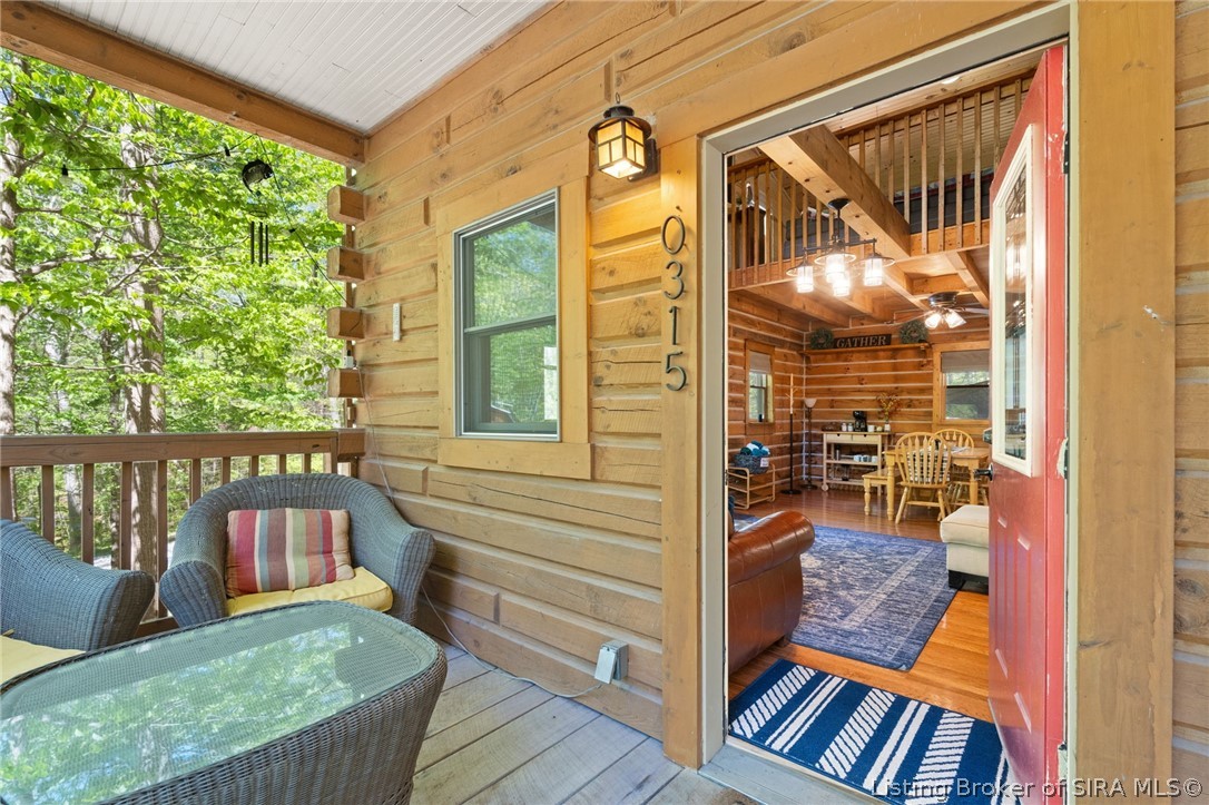 3320 N Bluff Road Property Photo 1