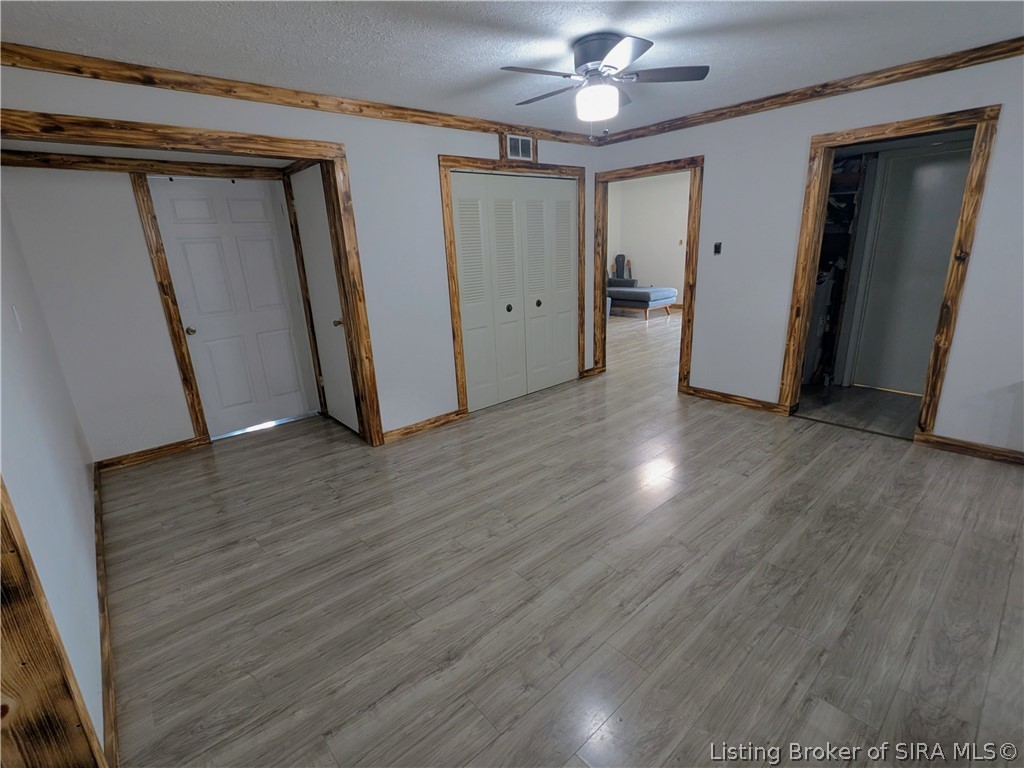 2611 Crone Road Property Photo 4