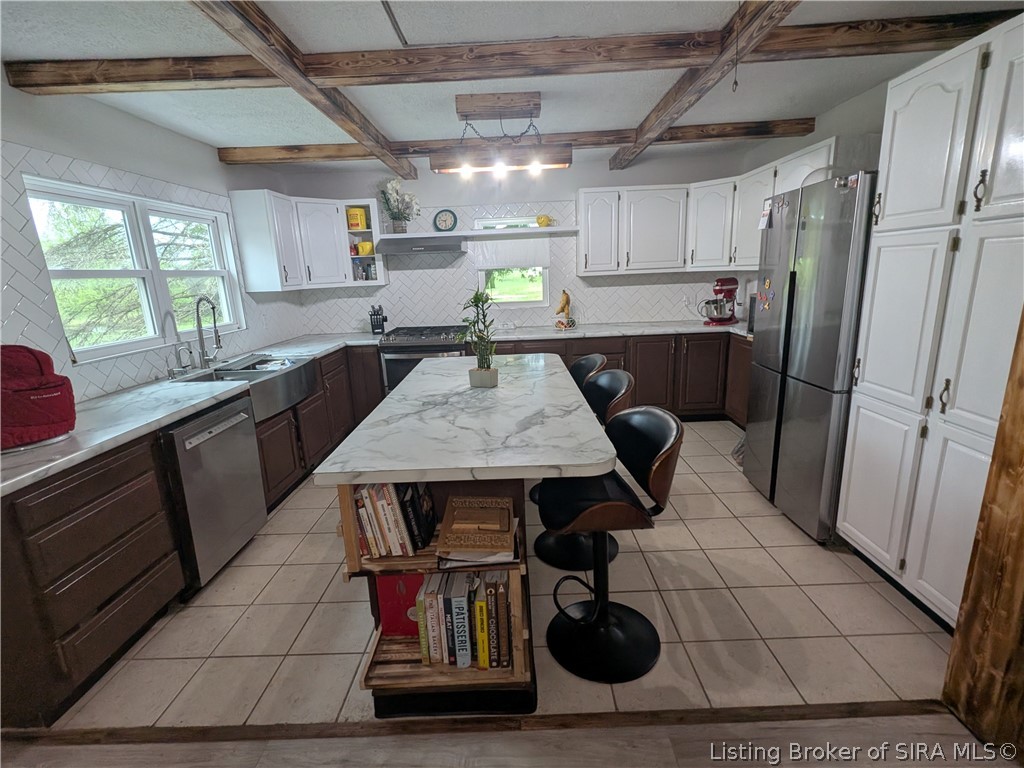 2611 Crone Road Property Photo 6